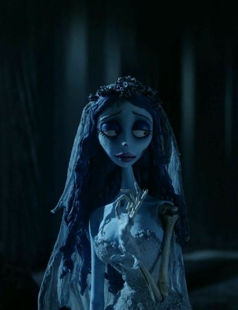 Emily Corpse Bride Pfp, Corpse Bride Movie, Skeleton Bride, The Corpse Bride, Emily Corpse Bride, Halloween Episodes, Fairytale Aesthetic, Tim Burton Art, Tim Burton Films