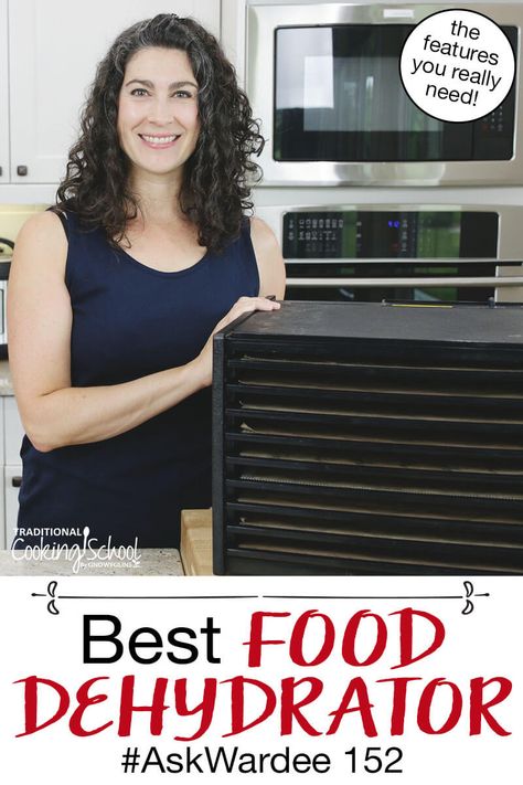 Dehydrating Recipes, Best Food Dehydrator, Excalibur Dehydrator, Homesteading Tips, Food Dehydrators, Preserving Herbs, Traditional Cooking, Food Dehydrator, Woman Smiling