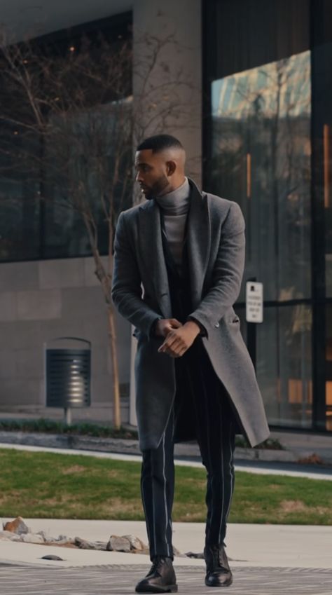 Winter Business Outfits Men, James St Patrick Ghost Style, Black Suit With Turtleneck, Black Men Turtleneck Outfits, Suits For Black Men, Mens Fashion 2024, Black Men Style Classy, Male High Fashion, Black Men Winter Outfits