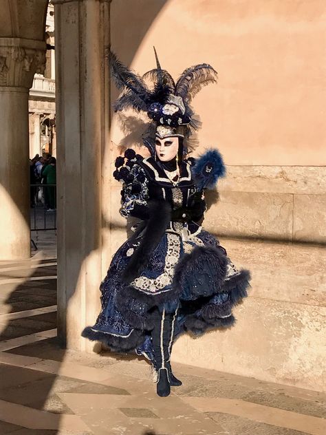 Venice Masquerade Costumes, Venice Masquerade, Venetian Costumes Carnival Of Venice, Venetian Baroque Mask For Carnival, Venetian Costumes, Venetian Carnival Masks Original Venice Shop, Venice Mask Carnival Masquerades, Carnival Dress, Brazil Carnival