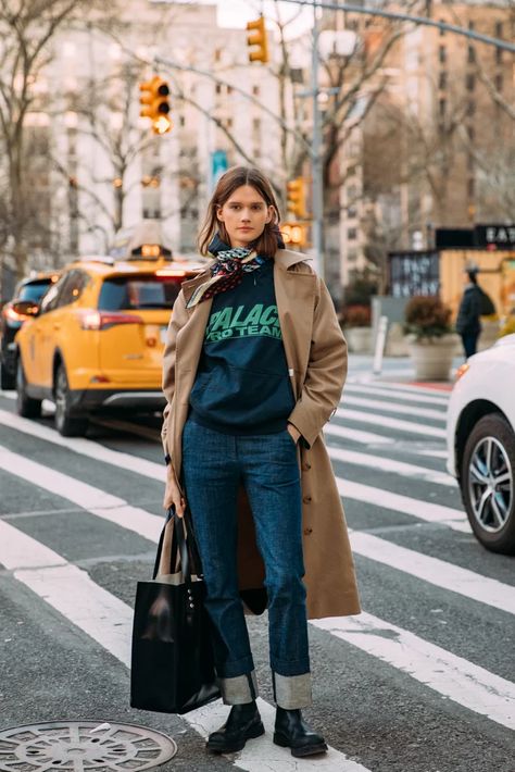 New York Fall Style, New York Fashion Week 2024, London Style Women, Ny Street Style, Combat Boot Outfits, Combat Boot Outfit, 2020 Street Style, New York Street Style, New York Fashion Week Street Style