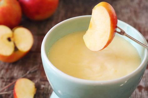 Apple Cider Recipe, Fondue Forks, French Bread, Cheese Fondue, Skewers, Thanksgiving Recipes, Cooker Recipes, Apple Cider, Fall Recipes