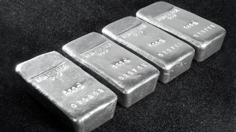 Silver Market, Industrial Background, Silver Ingot, Green Led Lights, Commodity Market, Trading Tips, Silver Bullion, Financial Information, Silver Prices