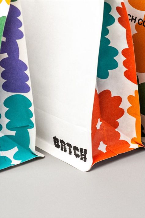 Packaging With Pattern, Funky Packaging, Sustainable Packaging Design, Package Pattern, Coffee Packaging Design, Japanese Food Packaging, Pattern Packaging, Colorful Packaging, Packaging System