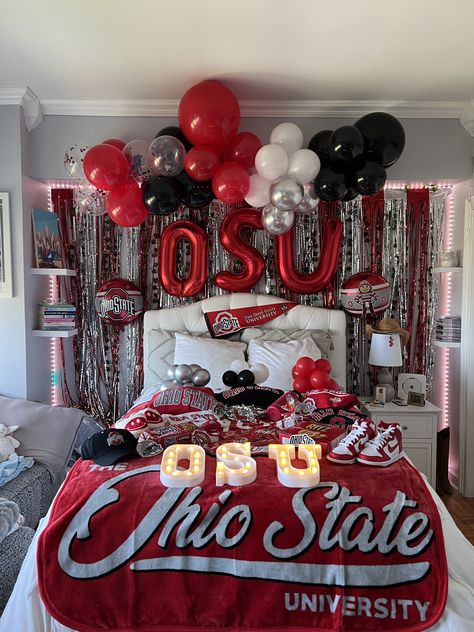 OSU college College Acceptance Party, Bed College Party, Bed Decorating Ideas College Acceptance, College Acceptance Room Decorating, Fsu Bed Party, College Decision Bed, College Acceptance Bed, Usf College Bed Party, College Bed Party