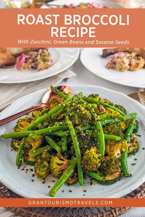 Roast Broccoli Recipe with Zucchini, Green Beans and Sesame Seeds Broccoli And Green Beans Recipes, Broccoli Zucchini Recipes, Carrot Dishes, Roasted Broccoli Recipe, Grilled Carrots, Vegetable Side Dishes Healthy, Carrots And Green Beans, Roasted Cauliflower Recipes, Roasted Green Beans