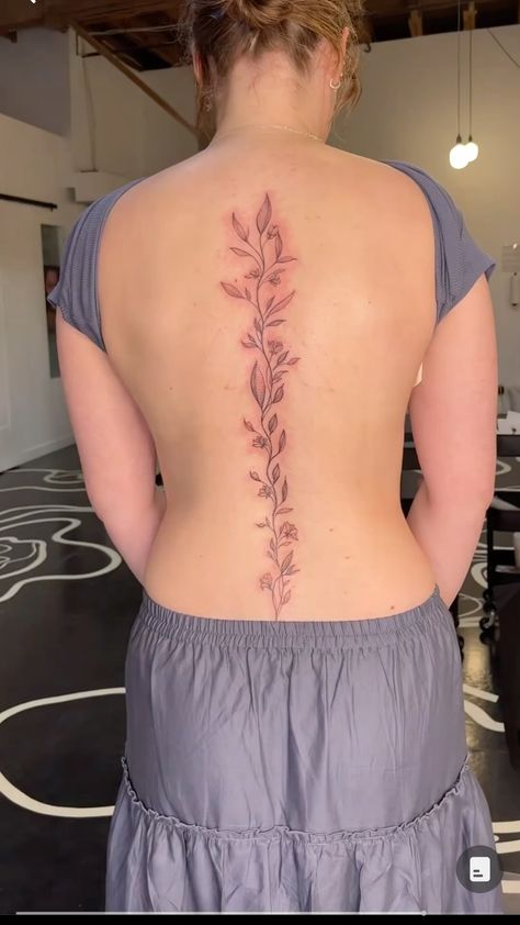 River Spine Tattoo, Rose Vine Spine Tattoo, Country Spine Tattoos, Rose Spine Tattoo, Vine Spine Tattoo, Floral Spine Tattoo, Everything Works Out For Me, Flower Spine Tattoos, Back Tats