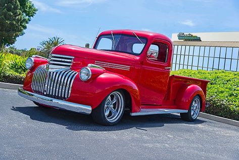 1946 Chevy Truck, Vintage Chevy Trucks, Studebaker Trucks, Ranger Truck, Ford Ranger Truck, Truck Storage, Keep On Truckin, Lifted Chevy Trucks, Old Pickup Trucks