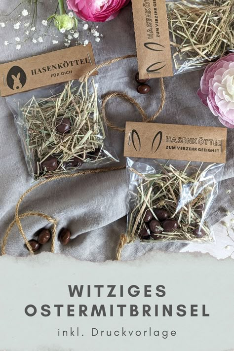 Kleines Ostermitbringsel - DIY: Wer ein kleines Ostergeschenk basteln möchte, findet hier eine Ostern Bastelidee. Das Hasenköttel DIY eignet sich auch als Ostern Tischdeko Idee, die jedem als Ostern Gastgeschenk auf den Teller gelegt wird. Ostern To Go, Stampin Up Ostern, Creative Mind Map, Oster Diy, Diy Giveaway, Ostern Diy, Diy Frühling, Diy Easter Gifts, Homecoming Proposal Ideas