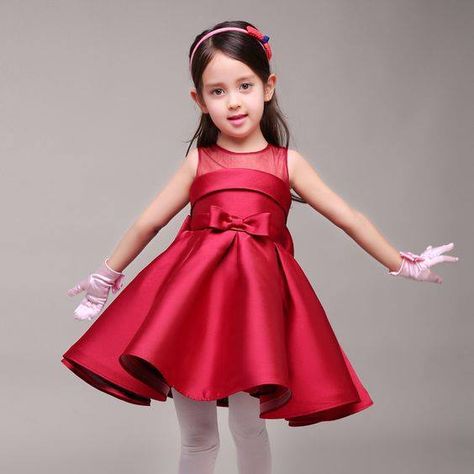 Red Flower Girl Dresses, Girl Dress Patterns, Kids Frocks, Gowns For Girls, Childrens Dress, New Photos, Flower Girls, Fashion Kids