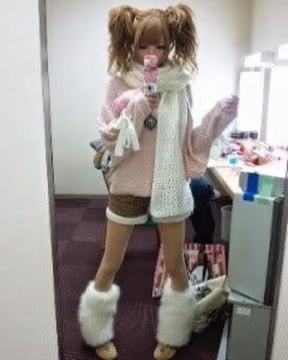 Agejo Gyaru, Hime Gyaru, Gyaru Fashion, Winter Fits, J Fashion, Cute Fits, Visual Kei, Kawaii Fashion, Japanese Fashion