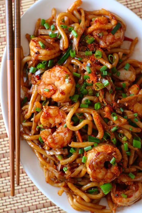 Dinner Ideas Prawns, Prawn Asian Recipe, Prawn Udon Noodles, Prawns Noodles Recipes, Large Prawns Recipes, Prawn Noodles Recipes, Prawn Recipes Asian, Prawn Dishes Recipes, Asian Prawn Recipes