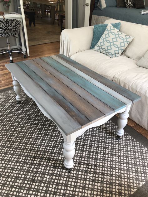 Diy Painted Coffee Table, Painted Coffee Table Ideas, Painted Coffee Table, Painted Coffee Tables, Coffee Table Ideas, Furniture Rehab, Diy Furniture Renovation, Tiny Spaces, Furniture Renovation