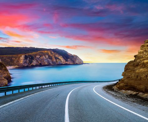 https://link.jpchd.veraxen.com/image:id=4041266 Highway Landscape, Surreal Places, Sunset Road, Side Road, Colorful Sunset, Colorful Nature, Beautiful Roads, Beach Road, Dating Games