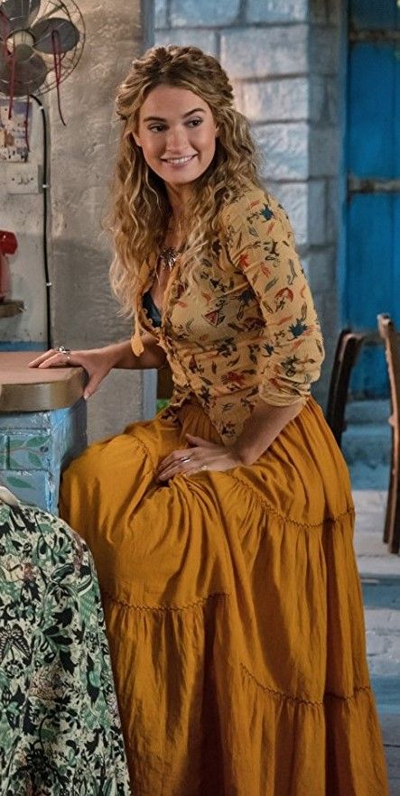 Mamma Mia: Here We Go Again Indie Outfits Vintage, Donna Sheridan, 70s Inspired Fashion, 70s Outfits, Here We Go Again, Vintage Boho Fashion, Sweet Summertime, Movies Outfit, Mama Mia