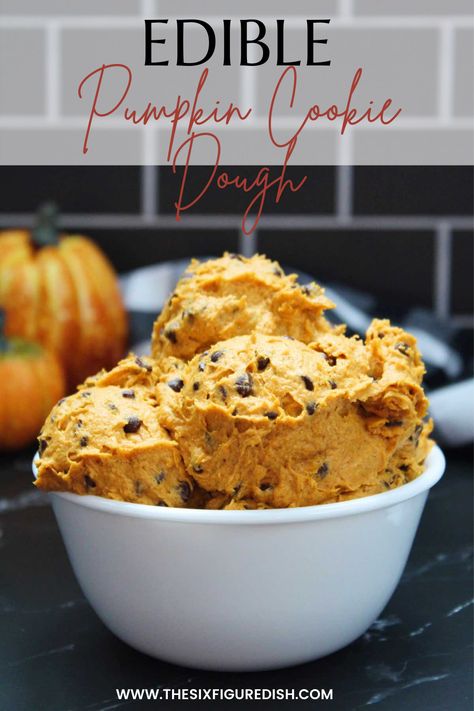 This edible pumpkin cookie dough with chocolate chips is made in less than 15 minutes. Pumpkin puree and chocolate chips come together in this cozy fall recipe to bring you the ultimate treat. #pumpkinrecipes #fallrecipes #pumpkincookies #ediblecookiedoughrecipes Best Pumpkin Chocolate Chip Cookies, Pumpkin Cookie Dough, Cookies Video, Pumpkin Cookie, Pumpkin Chocolate Chip, Pumpkin Chocolate Chip Cookies, Best Pumpkin, Chocolate Chip Cookie Dough, Pumpkin Chocolate