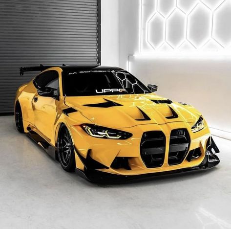 Tmax Yamaha, Carros Bmw, Serie Bmw, Dream Cars Bmw, Bmw Sport, Cool Car Pictures, Bmw Series, Street Racing Cars, Nice Cars