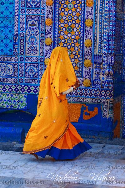 colors of Sindh at Sachal Sarmast | Photo of the Shrine Sach… | Flickr Sachal Sarmast, Amazing India, Indian Colours, India Culture, India Photography, India Colors, World Cultures, People Of The World, South Asia