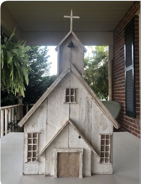 Wooden Churches Craft, House With Tin Roof, Church Birdhouses, Mantle Deco, Wooden Church, Saltbox Houses, Scrap Wood Crafts, Small Wooden House, Barn Wood Crafts