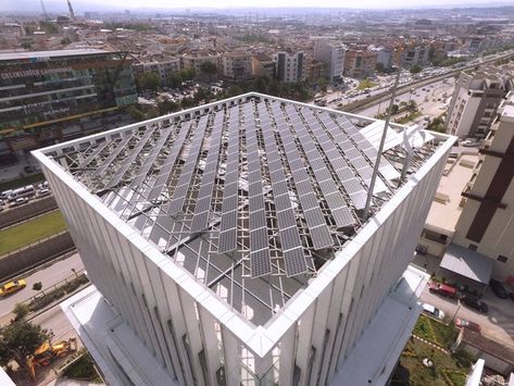 Catching Rays: 6 Phenomenal Photovoltaic Façades - Architizer Journal Solar Panel Roof Design, Solar Panels Architecture, Solar Architecture, Architecture Facade, Photovoltaic Cells, Solar Panels Roof, Pv Panels, Pv System, Floor Sofa