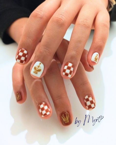 Chess Nails, Nails Checkered, Time Drawing, Gel Nail Designs, Pretty Good, Chess Board, Monopoly, Knights, Chess