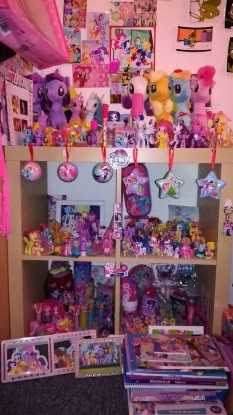 Mlp Room, My Little Pony Bedroom, Mlp Collection, Mlp Merch, Mlp Toys, Scene Room, My Little Pony Collection, Mlp Pony, My Little Pony Pictures