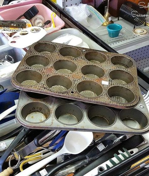 31 Clever Ideas To Reuse Muffin Pans And Cupcake Liners | Hometalk Growing Food Indoors, Muffin Papers, Cupcake Pans, Muffin Pans, Chalkboard Labels, Cupcake Pan, Herb Pots, Muffin Tins, Cupcake Liners