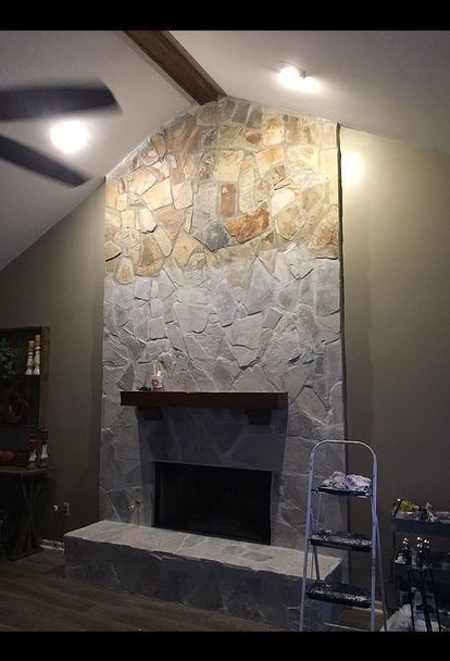 whitewash your stone fireplace for under 20 Whitewash Stone Fireplace, Painted Stone Fireplace, Stone Fireplace Makeover, White Wash Brick, Brick Fireplace Makeover, Shiplap Fireplace, Rock Fireplaces, Casa Exterior, Faux Fireplace