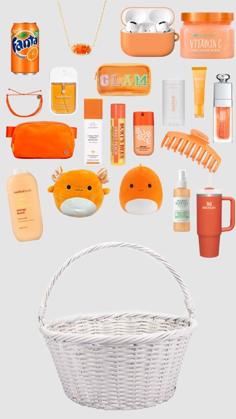 Orange basket Orange Birthday Basket, Orange Gift Basket Ideas, Boo Basket Ideas For Best Friend, Orange Gift Basket, Cake Gift Basket, Orange Basket, Summer Basket, Theme Baskets, Making A Gift Basket