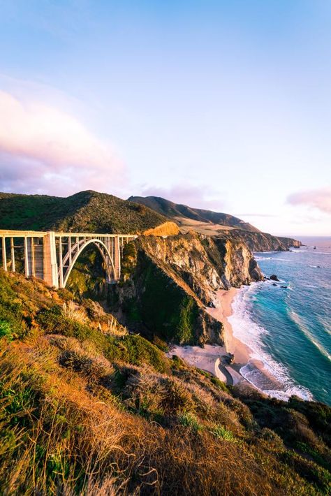 Big Sur, California is a wonderful place to spend a few days driving down the west coast. Check out this Ultimate Guide to Planning a Big Sur Road Trip and pack a bag! // BIxby Bridge Motivation Pic, Big Sur Coastline, Bixby Bridge, Best Places To Vacation, Lassen Volcanic National Park, Big Sur California, View Wallpaper, Outdoor Photos, Coastal Landscape