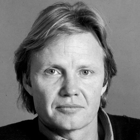 John Voight, Jon Voight, World Icon, Hollywood Cinema, Historical Pictures, Male Portrait, Actor Model, Angelina Jolie, Classic Hollywood