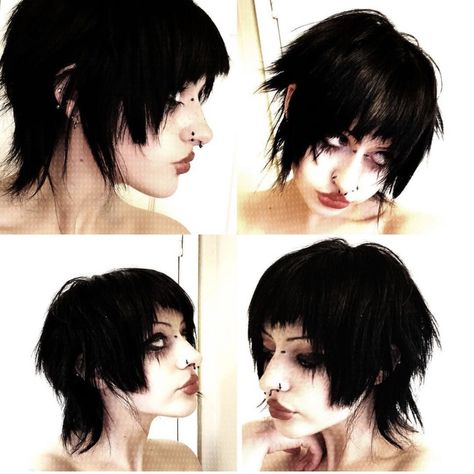 Shaggy Grown Out Pixie, Creepycore Aesthetic Outfits, 90s Choppy Short Hair, Anabelle Jean, Long Spiky Hair, Emo Hairstyles Short, Short Punk Hair Pixie, Goth Pixie Cut, Goth Short Hair