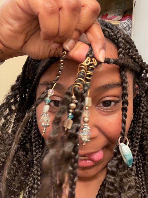 Box Braids With Hair Jewelry Gold Rings, Braid Assessories Hair, Hair Jewels For Braids, Gold Braid Jewelry, Hair Jewelry For Braids Black, Hair Jewelry For Locs Black Women, Hair Jewelry Locs, Crystal Hair Charms, Hair Rings Curly Hair