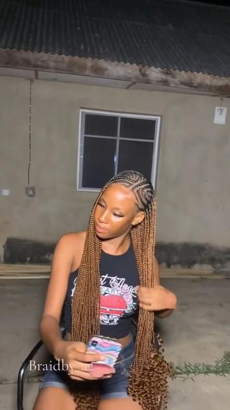 Latest Braid Styles, Black Hair Protective Styles, Latest Braided Hairstyles, New Braided Hairstyles, Latest Hair Braids, Wear Headphones, Cornrows Braids For Black Women, Ghana Weaving, Short Box Braids Hairstyles