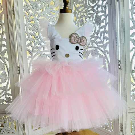 Hello kitty dress is here!! Soon added to our website 🙌🏼🐱🎀👗 #hellokitty #hellokittylover #hellokittydress #dress #partydress #hellokittybirthday #littlegirl #pink #babygirl #birthdaygirl #adorable #customize #childrensboutique #kidsfashion #kids #1stbirthday #firstbirthday #order #valenikocouture Hello Kitty Party Dress For Kids, Hello Kitty Dress For Kids, Hello Kitty Dress, Kids Party Dresses, Hello Kitty Birthday Party, Hello Kit, Hello Kitty Party, Hello Kitty Birthday, Children's Boutique