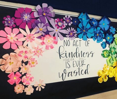 Bulletin Board School Ideas, School Board Decorations Ideas, Bulletin Board Design Ideas Classroom Decor, Bulletin Board With Flowers, Spring Kindness Bulletin Board Ideas, Class Boards Decoration, Educational Board Decoration, Bullet Board Decoration, Education Boards Ideas