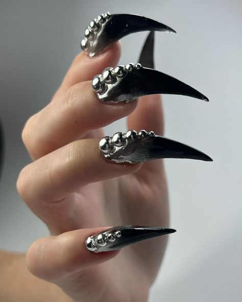 Raptor Claw, Sharp Nails, Curved Nails, Asian Nails, Claw Nails, Nail Art Designs Diy, Crazy Nails, Cat Nails, I Love Nails