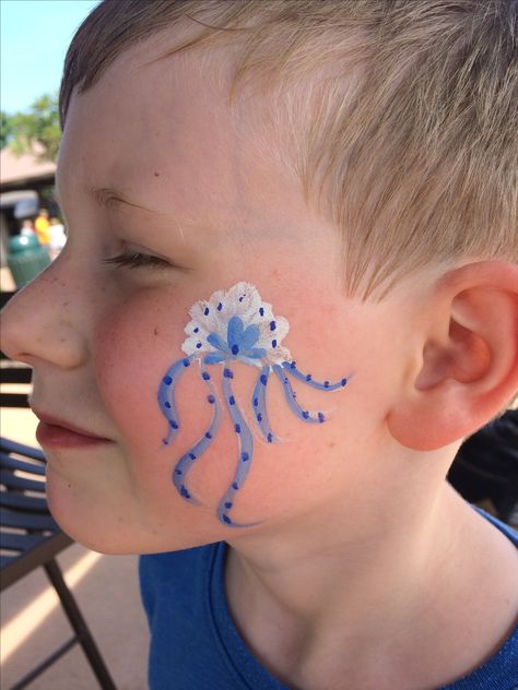 Jellyfish Face Paint, Fish Face Painting, Paint Jellyfish, Painting Fish, Painting Face, Fish Face, Artisan Tiles, Face Painting Easy, Face Face