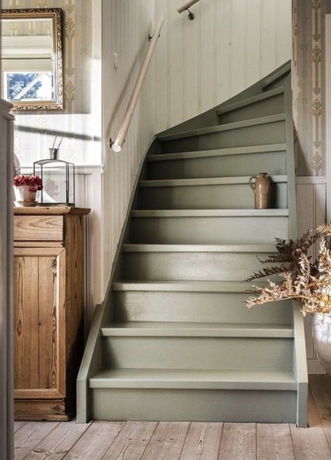 Home Office Inspiration, Painted Stairs, House Stairs, Cozy Cottage, Cottage Homes, House Inspo, Home Fashion, Country Cottage, House Inspiration