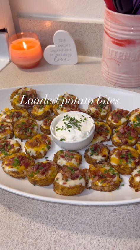 Loaded potato bites 🔥🔥🔥 how many times did I say potatoes? 😂😂😂 #appetizers #loadedpotatoes #potatoes #superbowlappetizers | Instagram Loaded Mini Potatoes, Mini Loaded Potatoes, Mini Potato Recipe, Potatoes Appetizers, Mini Jacket Potatoes, Potato Cheese Bites, Potato Skins Appetizer, Loaded Potato Bites, Potato Appetizers