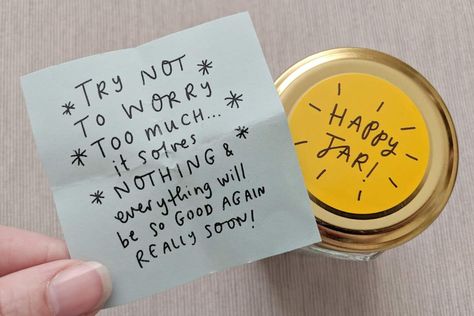 Friendship Jars Notes Ideas, 365 Note Jar Ideas What To Write, Happy Jar Messages, Positive Jar, Encouragement Jar, Friendship Jar, Happiness Jar, Note Jar, Message Jar