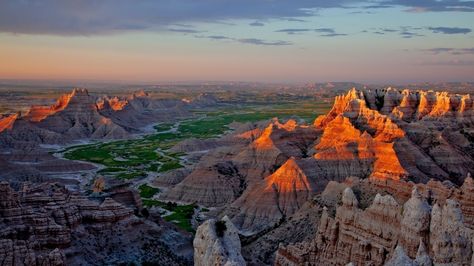 South Dakota, Badlands National Park Beautiful Places In America, Places In America, Badlands National Park, American Road Trip, Us National Parks, Black Hills, Camping Experience, National Monuments, South Dakota