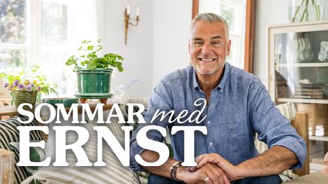 Sommar med Ernst sponsras av Green & Black’s, OrganoWood, Mötesplatsen och Risskov. Vad vore en sommar utan Ernst? Följ med när Ernst Kirchsteiger tar sig an nya projekt i form av renovering, inredning och matlagning. Mens Tshirts, Mens Tops, Green, T Shirt, Black