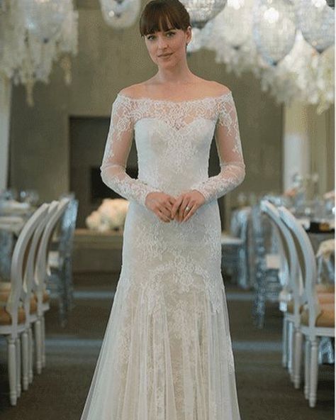 1,656 Likes, 11 Comments - Fifty Shades Of Grey (@shadesupdates) on Instagram: “#fiftyshadesfreed #dakotajohnson” Anastasia Steele Outfits, Movie Wedding Dresses, Baju Kahwin, Female Actors, Grey Wedding Dress, Wedding Dress Prices, Wedding Movies, Anastasia Steele, Fifty Shades Freed