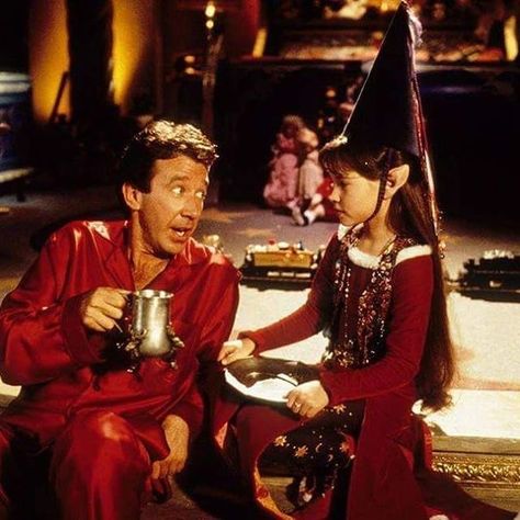 Hot chocolate made my one of Santa's favorite elves, what could be better? Tim Allen Santa Clause Aesthetic, Tim Allen Santa Claus, The Santa Clause Aesthetic, The Santa Clause Movie Wallpaper, Christmas Films Aesthetic, Christmas Movie Scenes, Santa Claus Movie, The Santa Clause, Christmas Watch