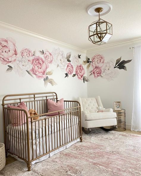 Project Nursery (@projectnursery) • Instagram photos and videos Blush Nursery, Nursery Decor Inspiration, Nursery Bookshelf, Nursery Dresser, Nursery Glider, Rocking Chair Nursery, Nursery Lamp, Nursery Shelves, Nursery Curtains