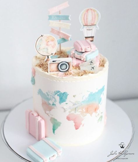 21st Birthday Cake Ideas, Birthday Cake Inspiration, Travel Cake, 21st Birthday Cakes, Elegant Birthday Cakes, 21st Birthday Cake, Beautiful Birthday Cakes, Creative Birthday Cakes, Birthday Cake Ideas