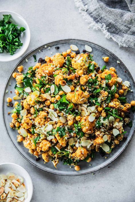 Roasted Cauliflower Salad With Chickpeas And Quinoa Chickpeas Quinoa, Salad With Chickpeas, Roasted Cauliflower Salad, Roasted Cauliflower Recipes, Grain Bowls, Red Quinoa, Cauliflower Salad, Rabbit Food, Fitness Community