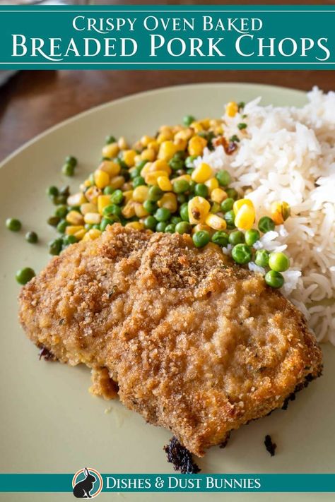 Learn how to make crispy oven baked breaded pork chops with this easy recipe. Seasoned bread crumbs give these chops a delicious crispy crust while keeping them juicy and tender on the inside. Your family will love this quick and easy dinner idea! Breaded Pork Chops Oven, Pork Chops Bread Crumbs, Baked Breaded Pork Chops, Oven Fried Pork Chops, Breaded Pork Chops Baked, Pork Chop Casserole Recipes, Pork Chop Dishes, Oven Pork Chops, Seasoned Bread