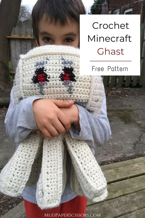 Minecraft Free Crochet Patterns, Minecraft Creeper Crochet Patterns Free, Crochet Minecraft Hat, Minecraft Crochet Ideas, Minecraft Amigurumi Pattern Free, Crochet Minecraft Pattern Free, Video Game Crochet Patterns, Minecraft Crochet Patterns Free, Roblox Crochet